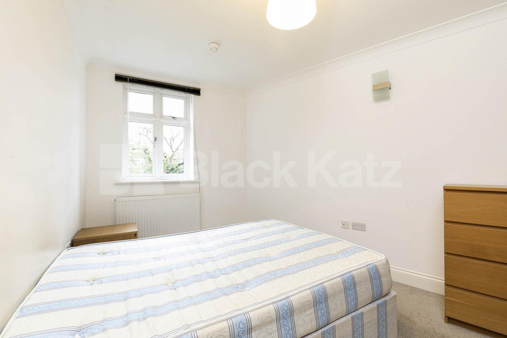 1 Bedroom, 1 bath, 1 reception Flat			 Heathfield Park, , WILLESDEN GREEN
